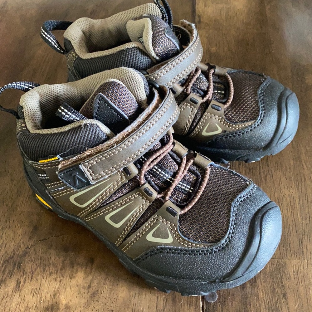 Excellent Condition Kids Keen Hiking Boots